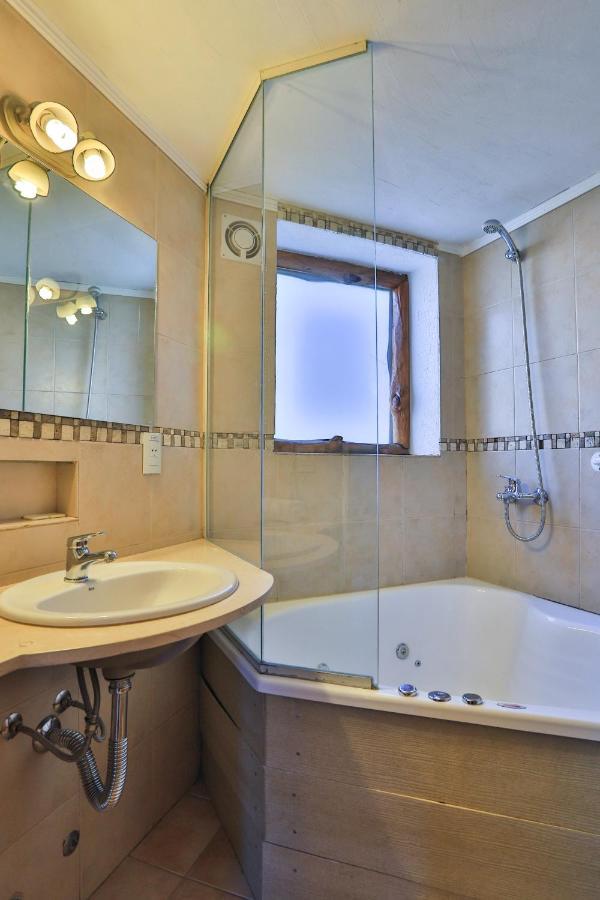 Aparthotel Cascada Del Sur à San Carlos de Bariloche Extérieur photo